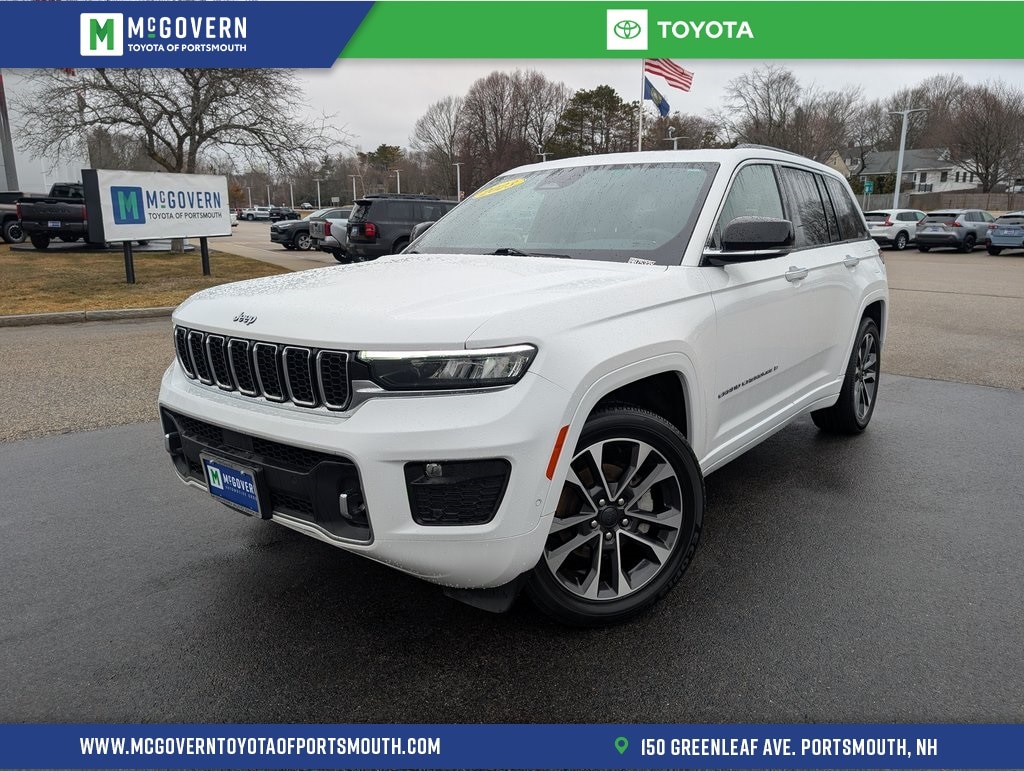 2023 Jeep Grand Cherokee Overland 4x4's photo