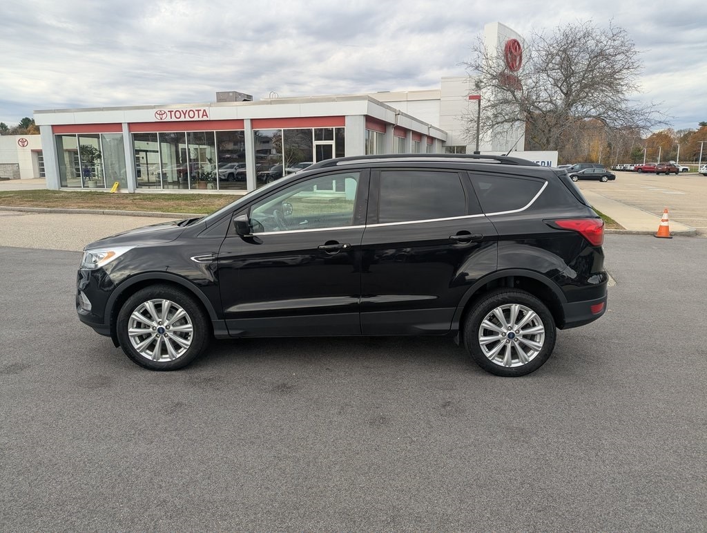Used 2019 Ford Escape SEL with VIN 1FMCU9HD6KUC17329 for sale in Portsmouth, NH