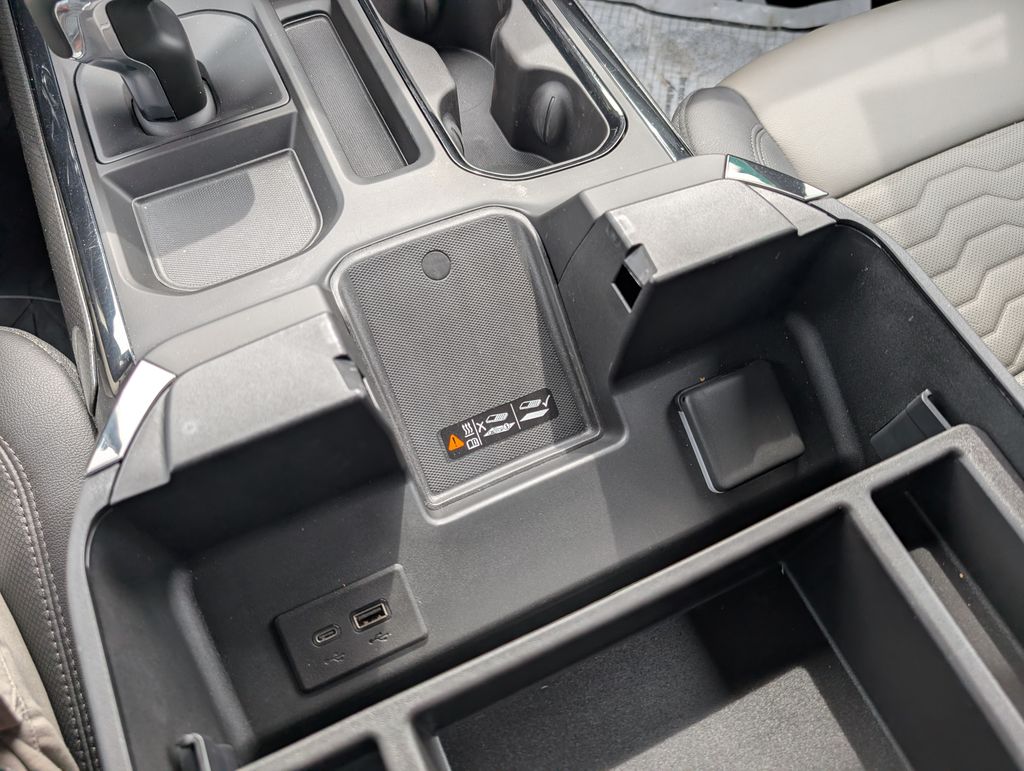 2024 Chevrolet Silverado 1500 ZR2 - Photo 25