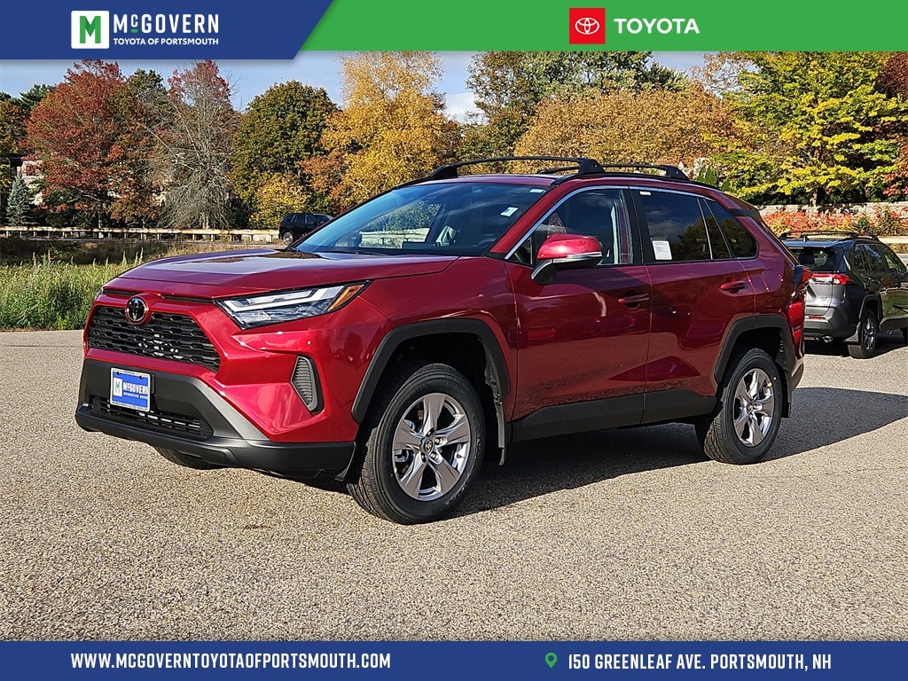 2025 Toyota RAV4 XLE's photo