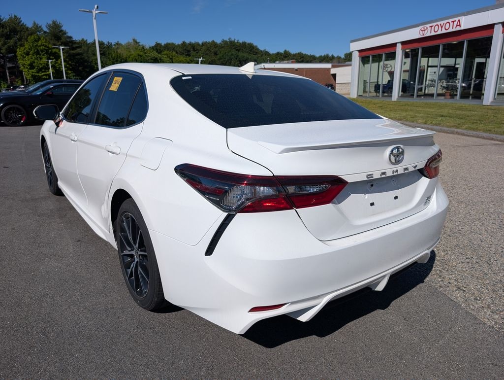 Used 2024 Toyota Camry SE Sedan