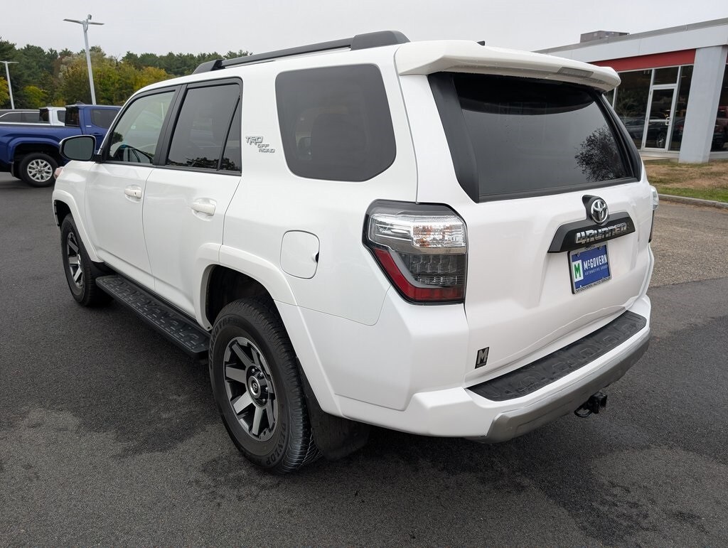 2024 Toyota 4Runner TRD Off-Road photo 3