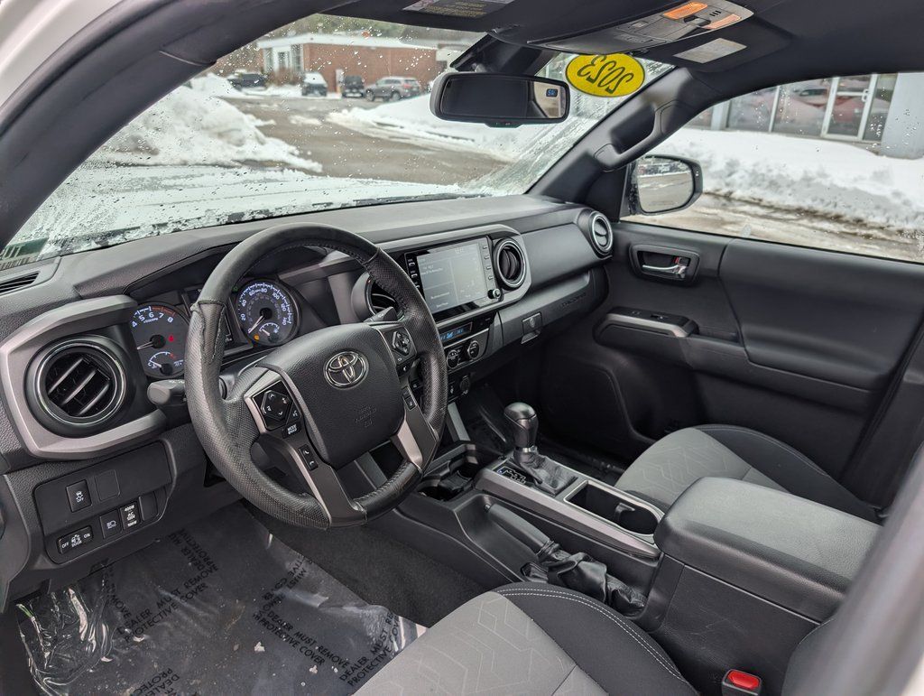 2023 Toyota Tacoma TRD Sport - Photo 16