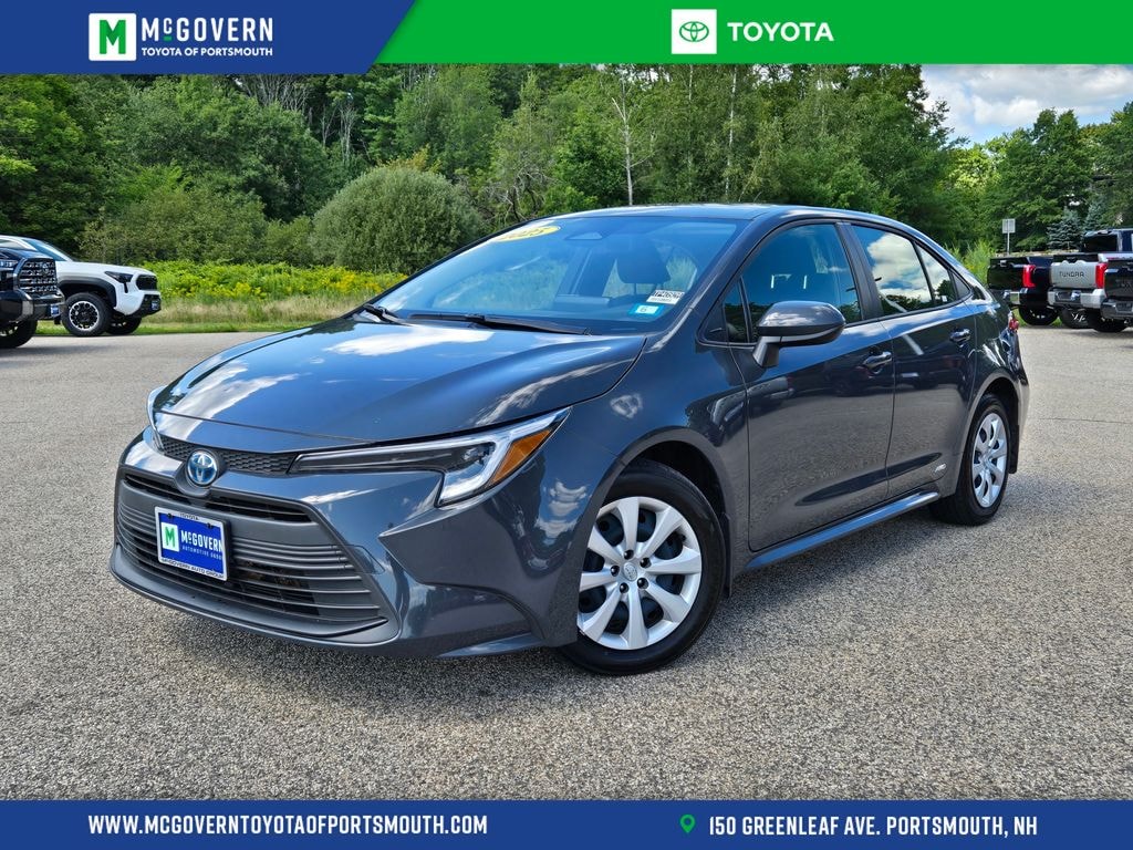 Used 2025 Toyota Corolla Hybrid LE Sedan