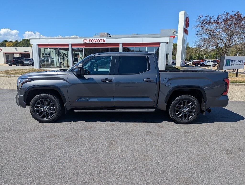 2023 Toyota Tundra Platinum photo 2