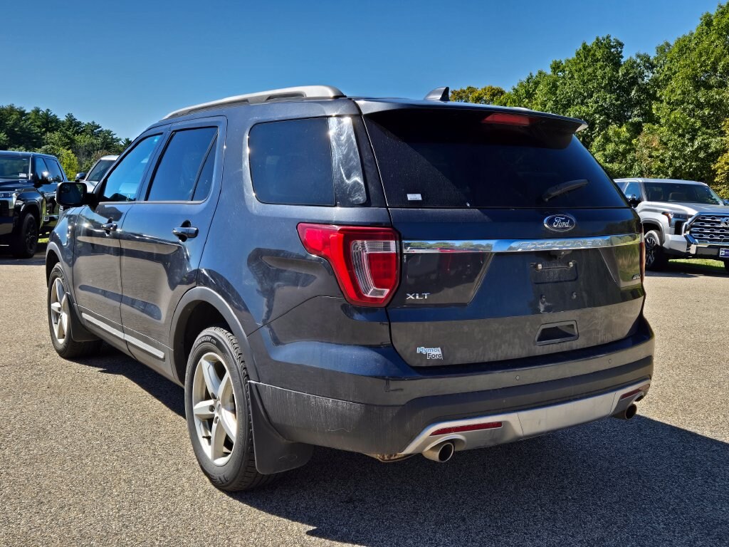 Used 2017 Ford Explorer XLT SUV