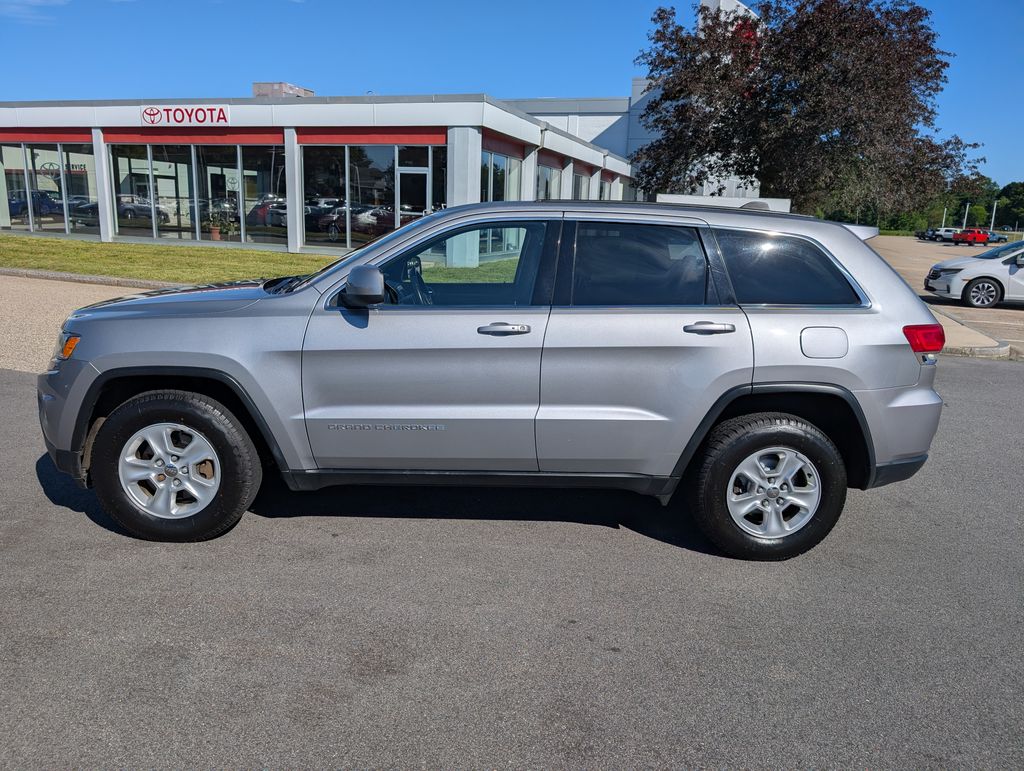 Used 2014 Jeep Grand Cherokee Laredo with VIN 1C4RJFAG4EC249457 for sale in Portsmouth, NH