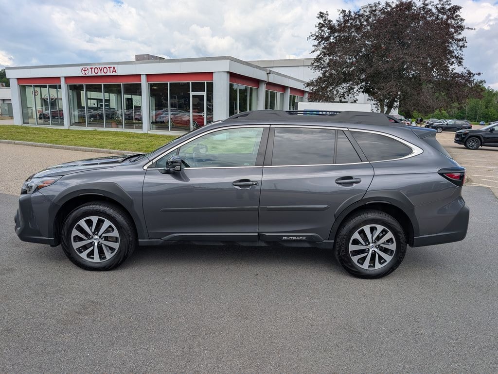 Used 2024 Subaru Outback Premium SUV