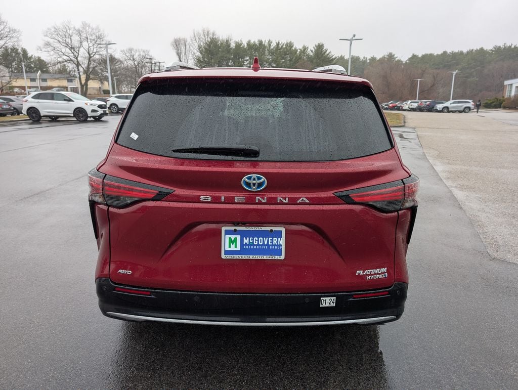 Used 2022 Toyota Sienna Platinum Minivan/Van