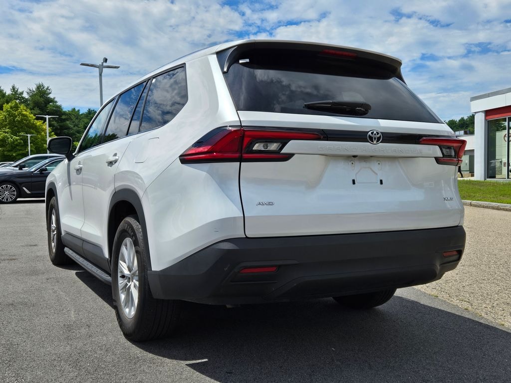 Used 2025 Toyota Grand Highlander XLE SUV