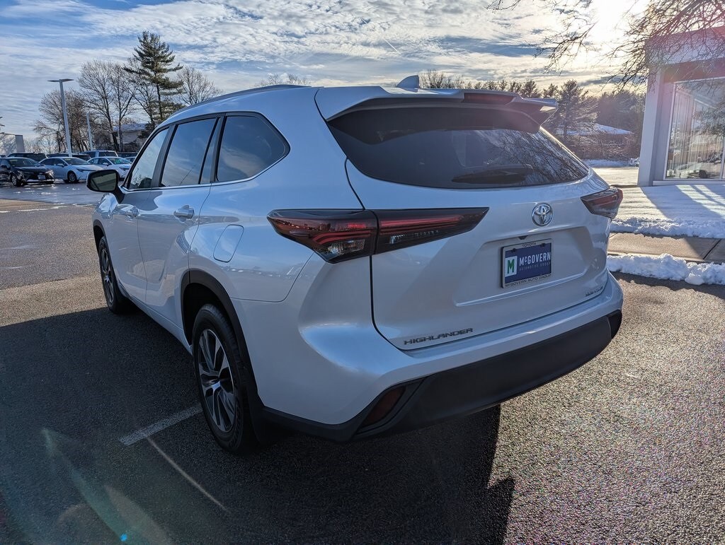 Used 2024 Toyota Highlander XLE SUV