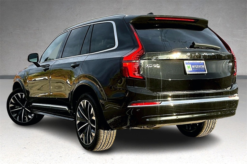 New 2026 Volvo XC90 plug-in hybrid T8 Plus 7-Seater SUV