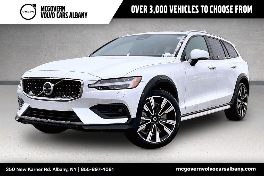 New 2026 Volvo V60 Cross Country B5 Ultra Wagon