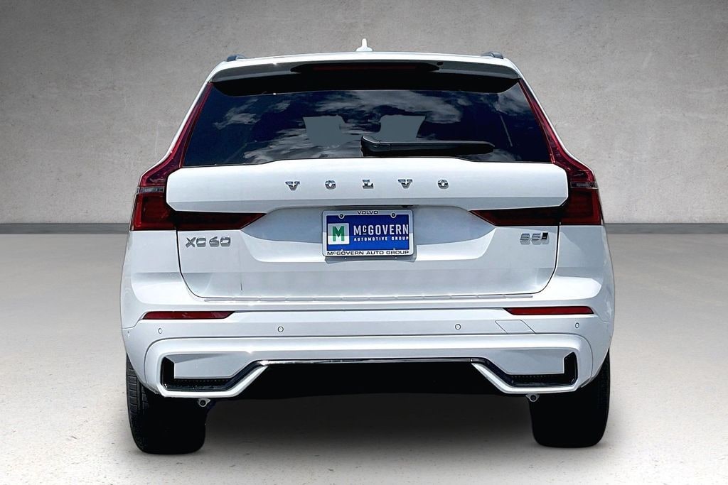 New 2026 Volvo XC60 B5 Plus SUV