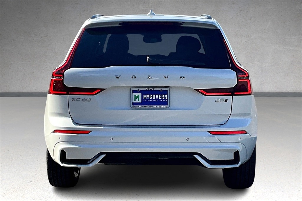 New 2026 Volvo XC60 B5 Plus SUV