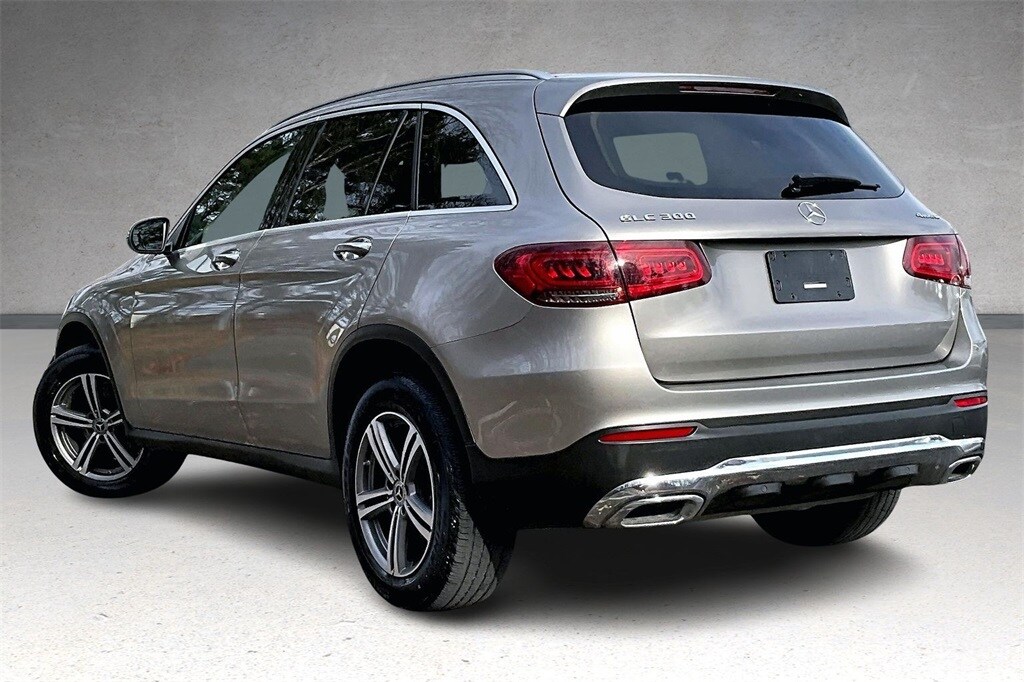 2020 Mercedes Benz GLC 300 photo 2