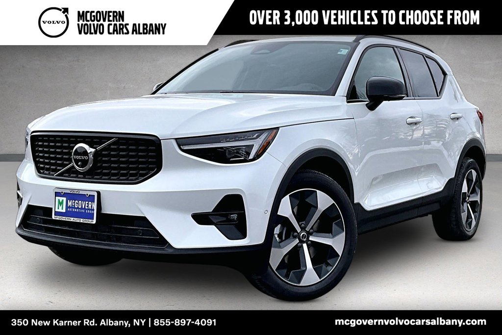 2026 Volvo XC40