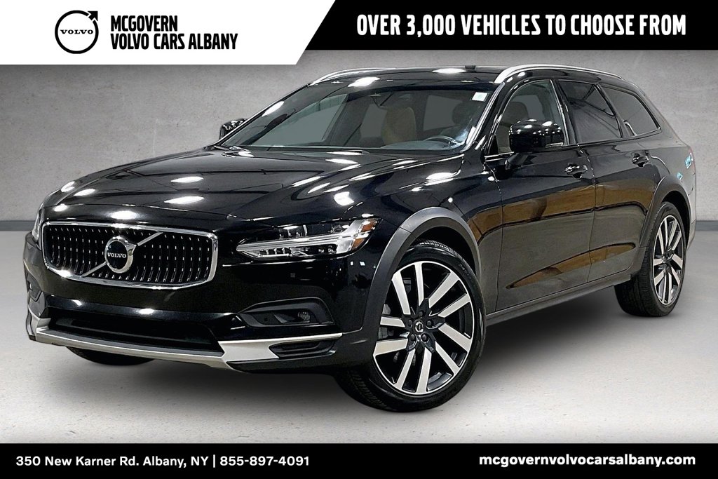 2023 Volvo V90 Cross Country