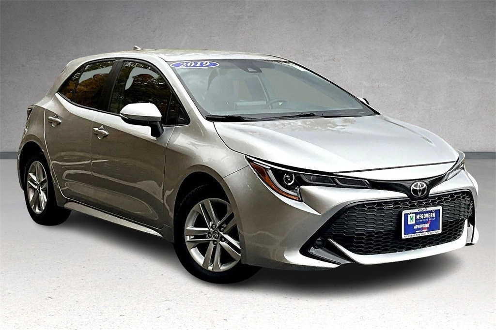Used 2019 Toyota Corolla Hatchback SE Hatchback
