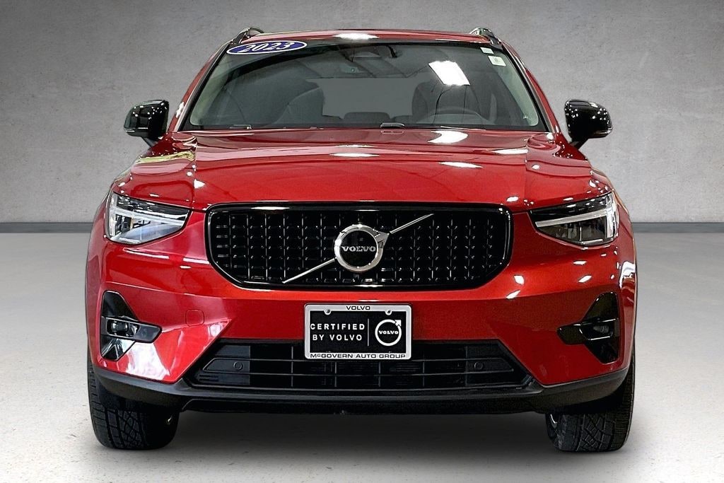 Certified 2023 Volvo XC40 B5 Plus Dark Theme SUV
