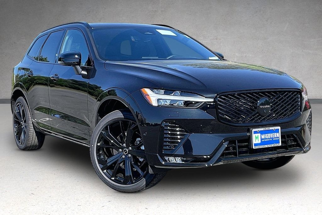 New 2026 Volvo XC60 B5 Ultra Black Edition SUV