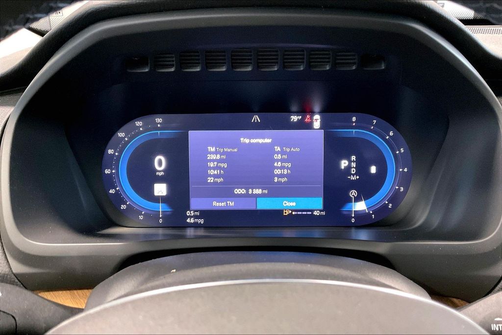 2025 Volvo XC90 Plus - Photo 14