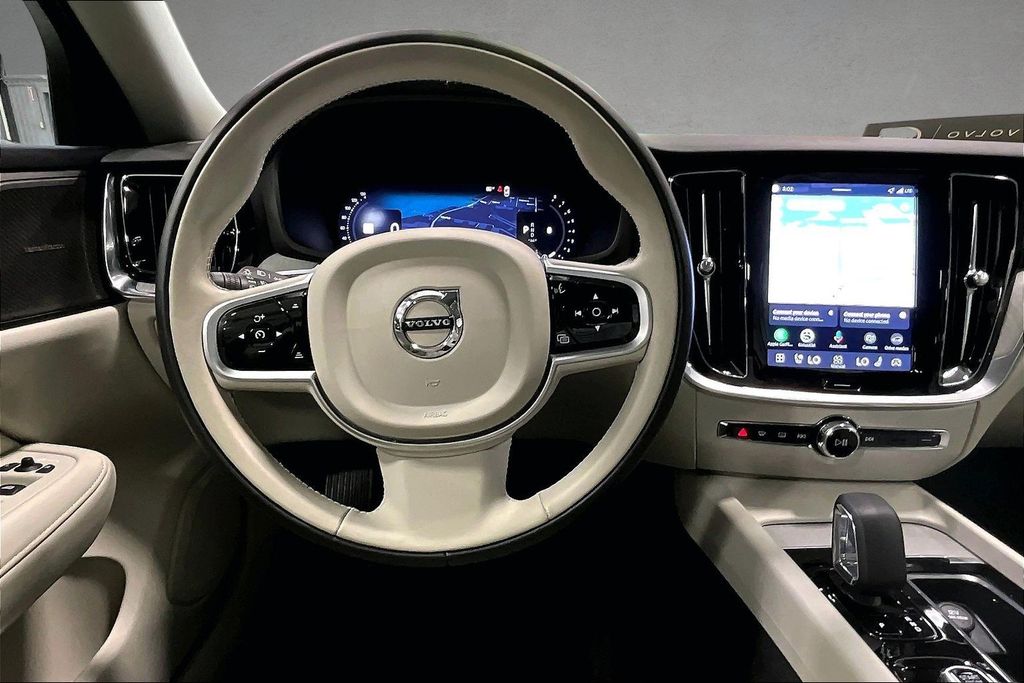 2026 Volvo V60 Cross Country Plus - Photo 8