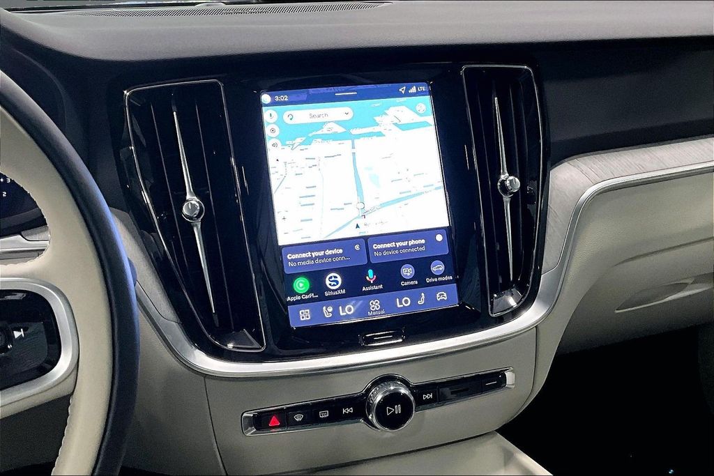 2026 Volvo V60 Cross Country Plus - Photo 9
