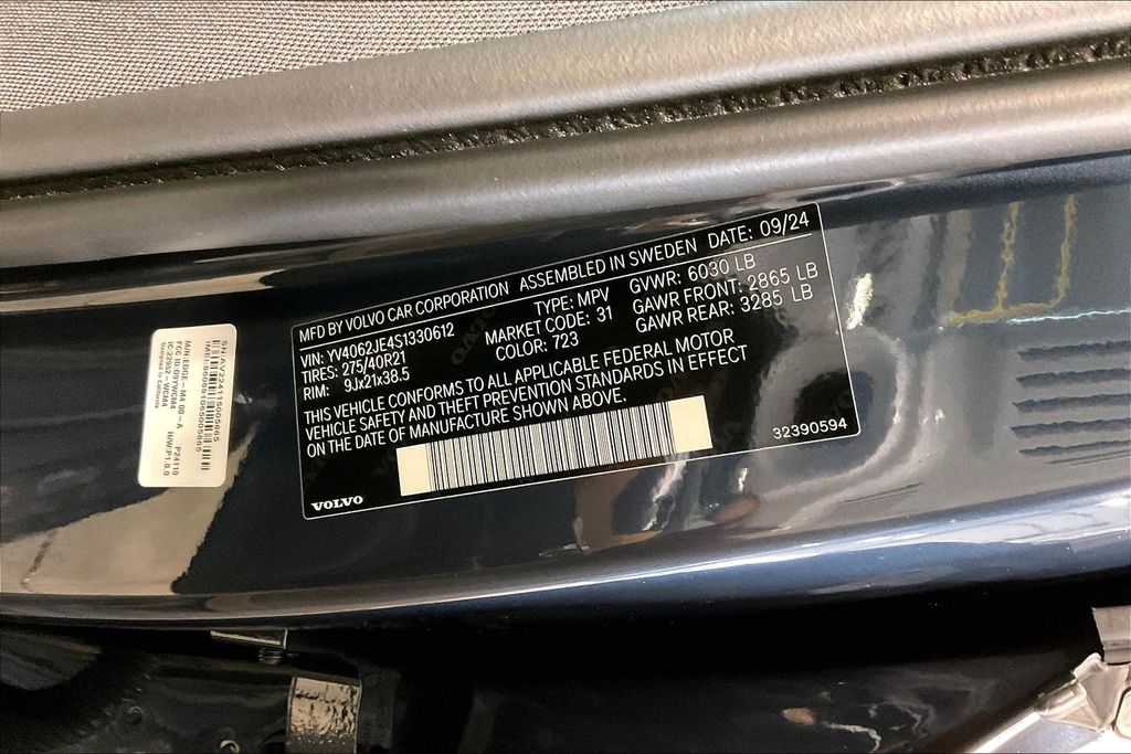 2025 Volvo XC90 Plus - Photo 20