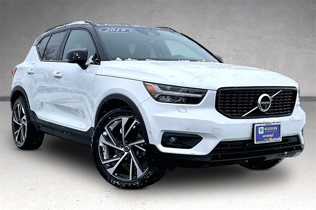 Used 2019 Volvo XC40 R-Design SUV