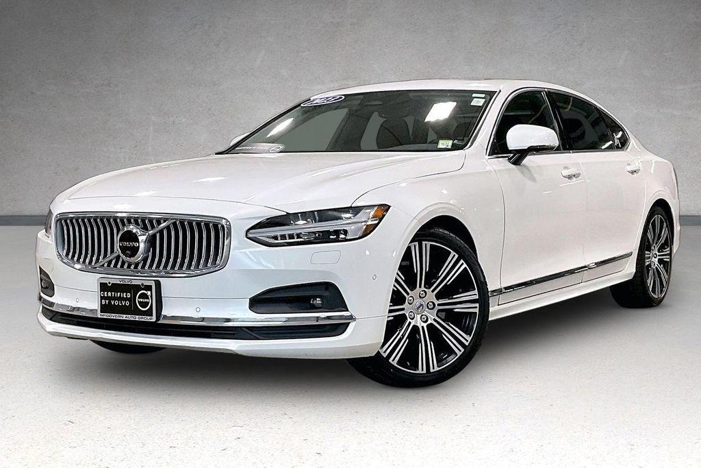 2023 Volvo S90 B6 Ultimate AWD's photo