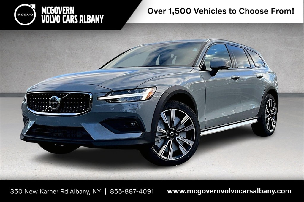 New 2026 Volvo V60 Cross Country B5 Ultra Wagon
