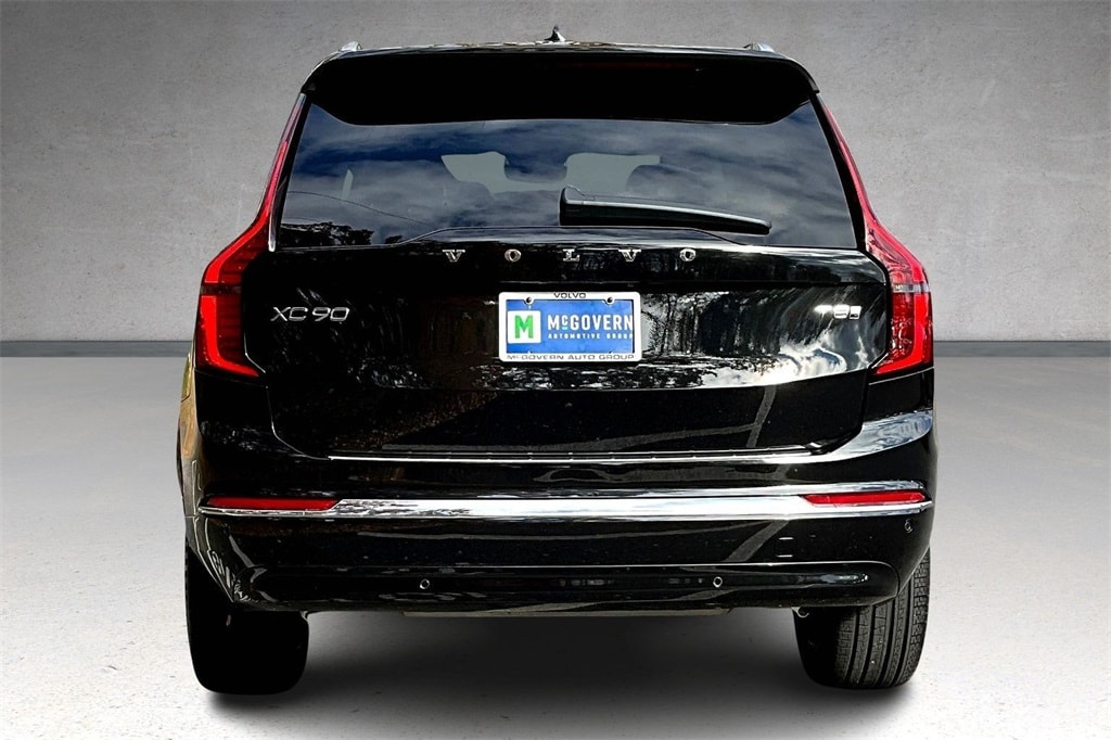New 2025 Volvo XC90 plug-in hybrid T8 (2025.5) Core 7-Seater SUV