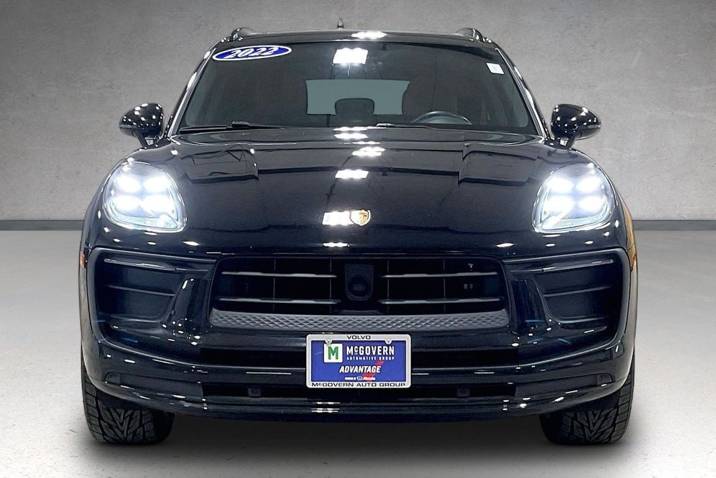 Used 2022 Porsche Macan Base SUV