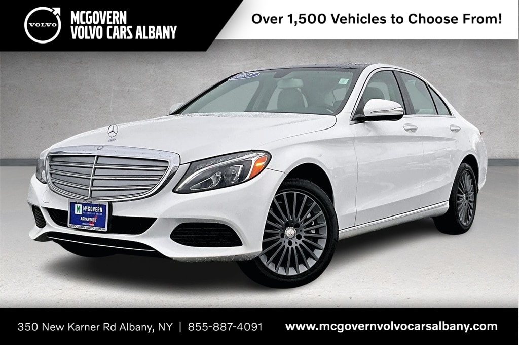 2015 Mercedes-Benz C-Class C300's photo