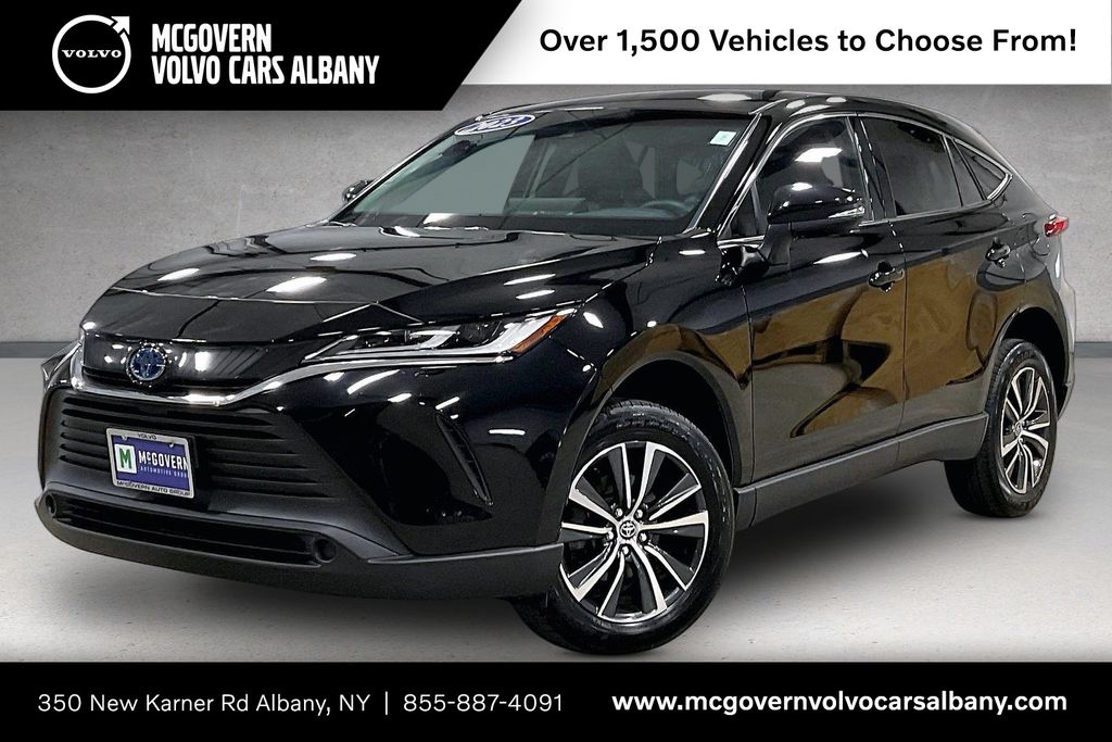 2023 Toyota Venza LE Hybrid AWD's photo