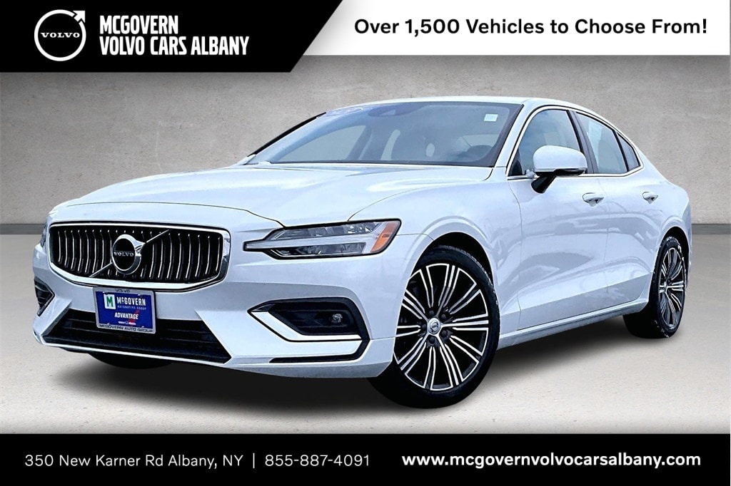 2021 Volvo S60 Inscription's photo