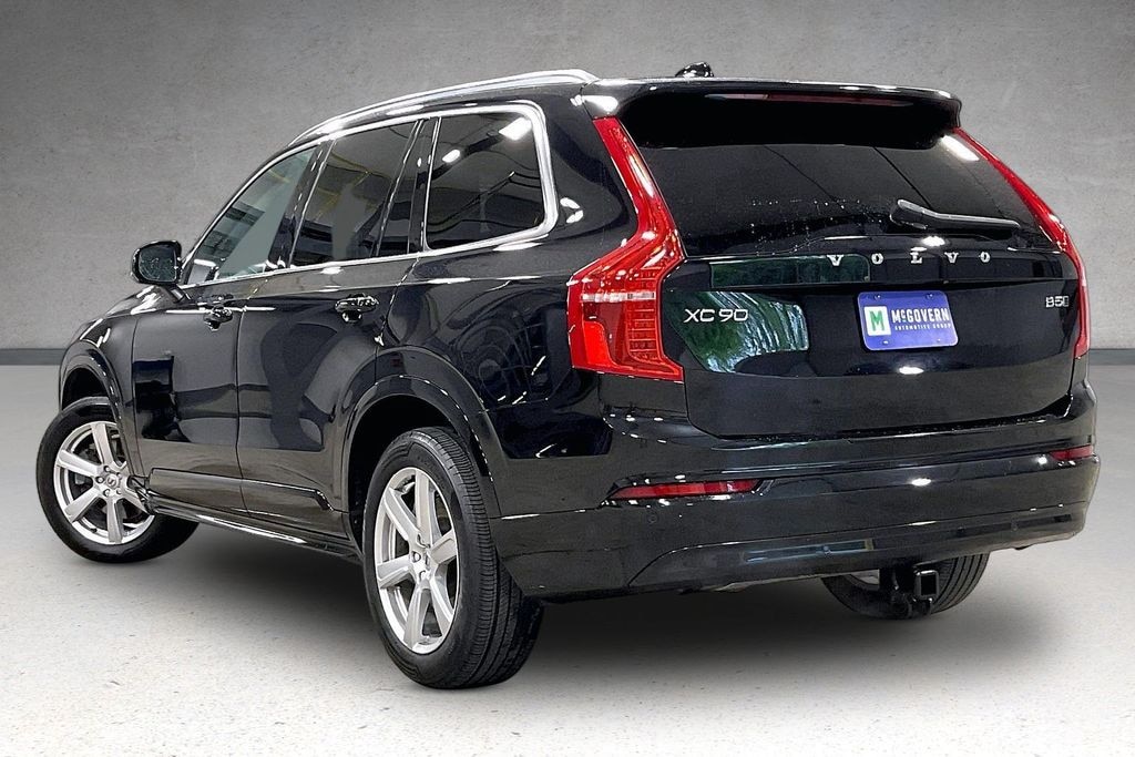 Used 2023 Volvo XC90 B5 Core SUV