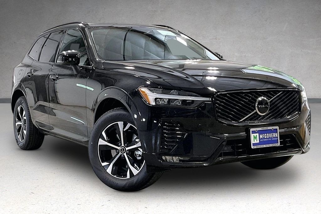 New 2026 Volvo XC60 B5 Core SUV