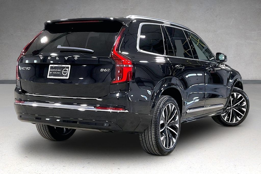 2026 Volvo XC90 Plus - Photo 6