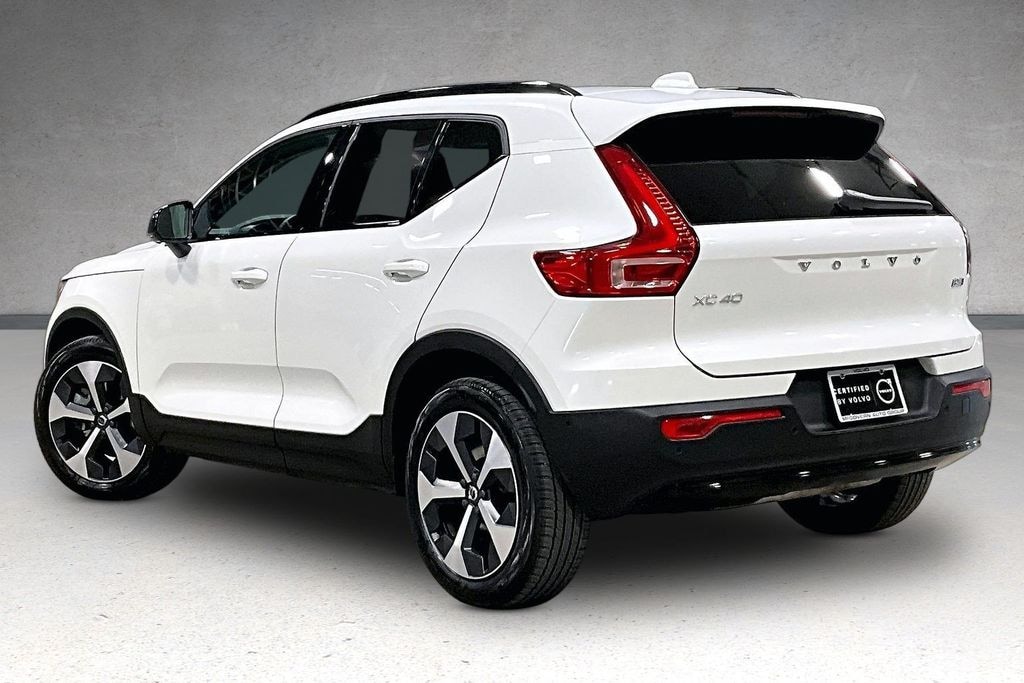 Certified 2026 Volvo XC40 B5 Plus SUV