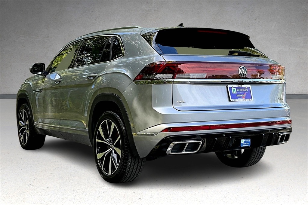 Used 2024 Volkswagen Atlas Cross Sport 2.0T SEL Premium R-Line SUV