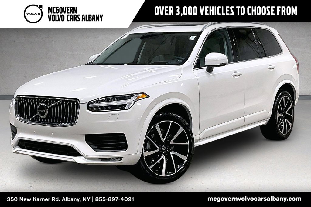 2022 Volvo XC90 Momentum