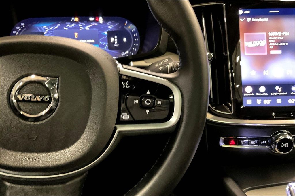 2026 Volvo V60 Cross Country Ultra - Photo 12
