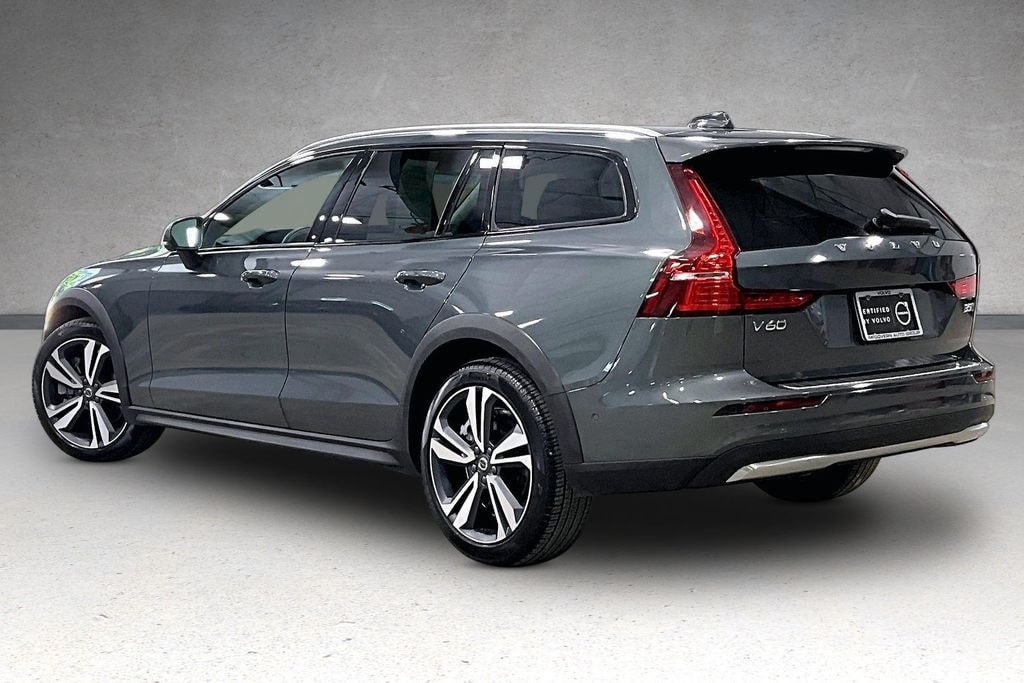 Used 2026 Volvo V60 Cross Country B5 Plus Wagon