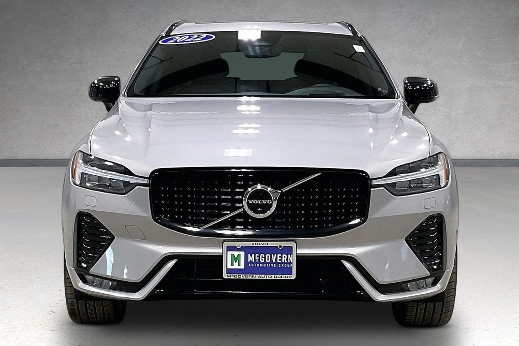 Used 2022 Volvo XC60 B5 R-Design SUV