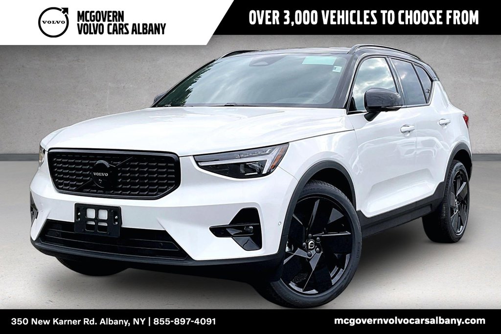 2026 Volvo XC40
