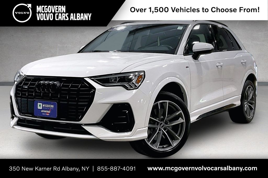 2023 Audi Q3 45 TFSI S Line Premium quattro's photo