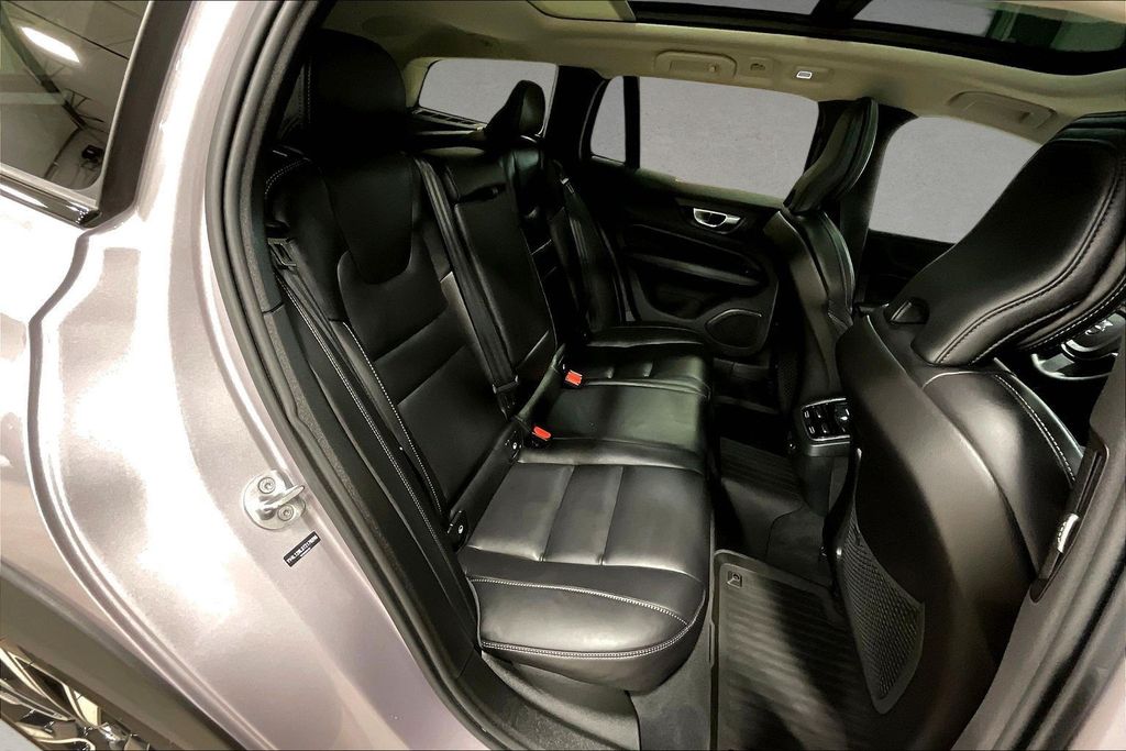 2026 Volvo V60 Cross Country Ultra - Photo 25