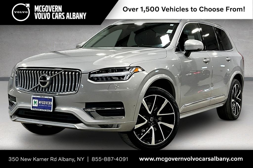 2023 Volvo XC90 Plus